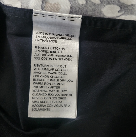 Chico's Travelers long sleeve tunic - Picture 2 of 5